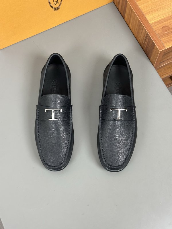 Tods 남성 수입 소 가죽 로퍼 001-229182