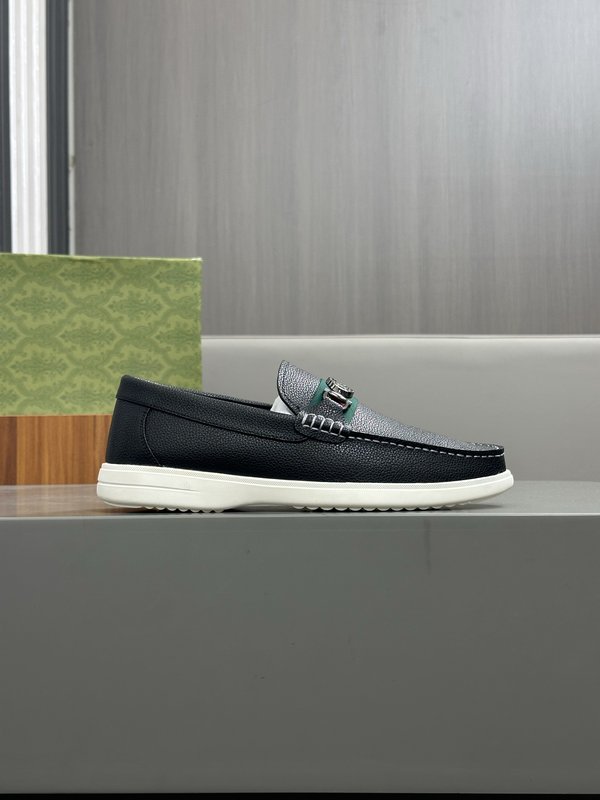 Tods 남성 수입 소가죽 로퍼 001-229187