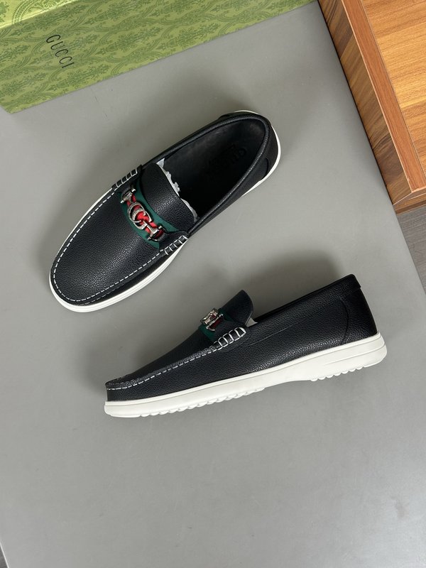 Tods 남성 수입 소가죽 로퍼 001-229187