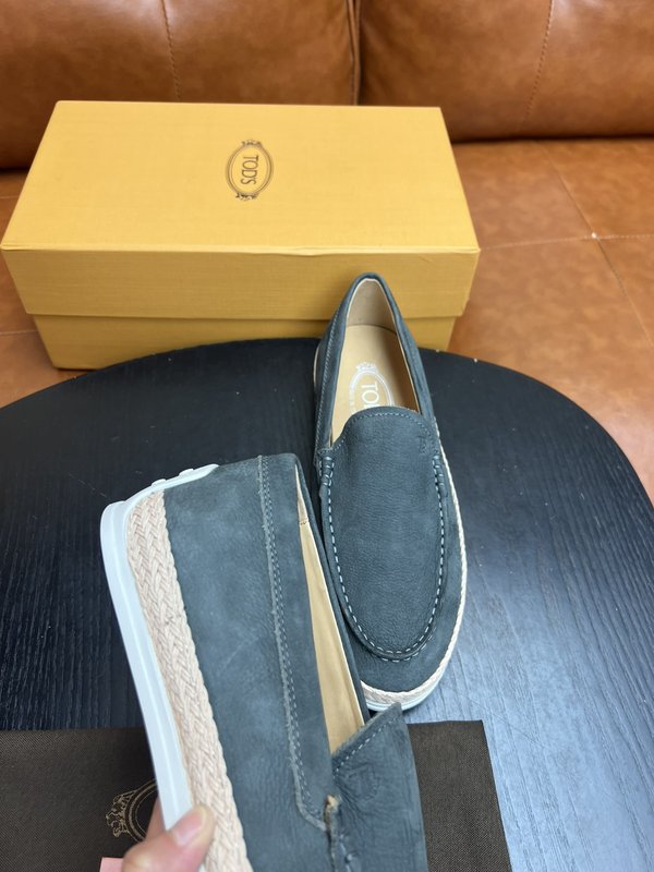 TOD'S 토즈 스웨이드 운동화 001-229200