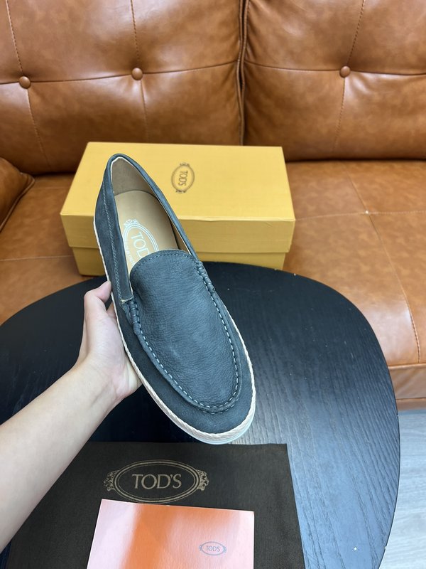 TOD'S 토즈 스웨이드 운동화 001-229200