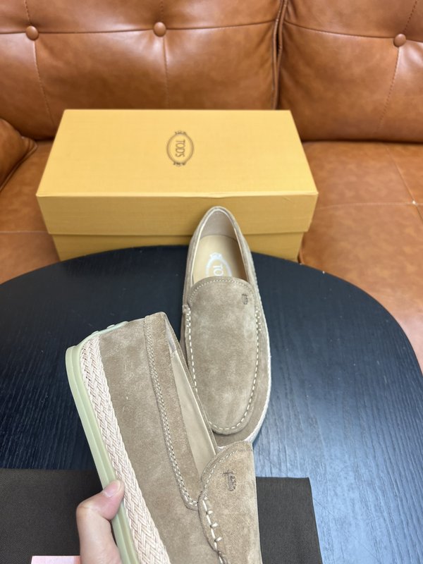 TOD'S 토즈 스웨이드 운동화 001-229201
