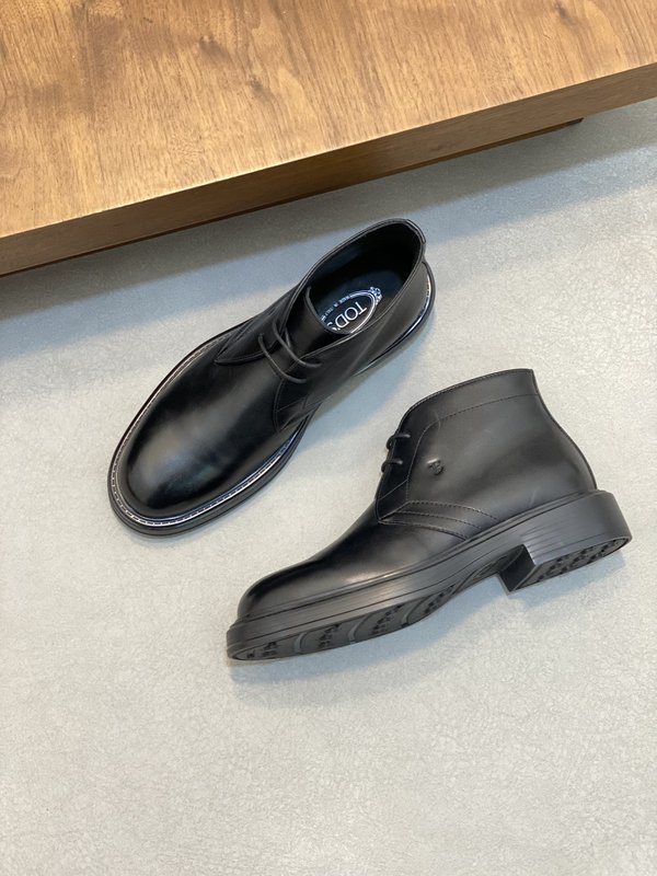 Tods 남성 미들 톱 로퍼 마틴 부츠 001-229206
