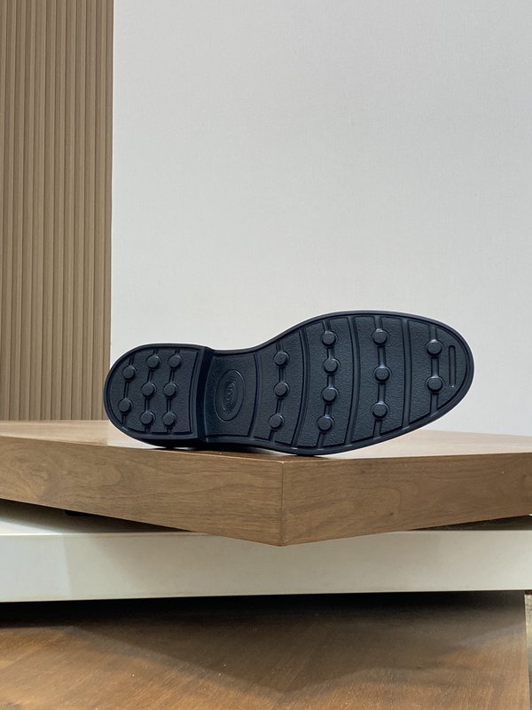 Tods 남성 미들 톱 로퍼 마틴 부츠 001-229206
