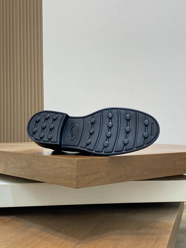 Tods 남성 미들컷 로퍼 마틴 부츠 001-229208