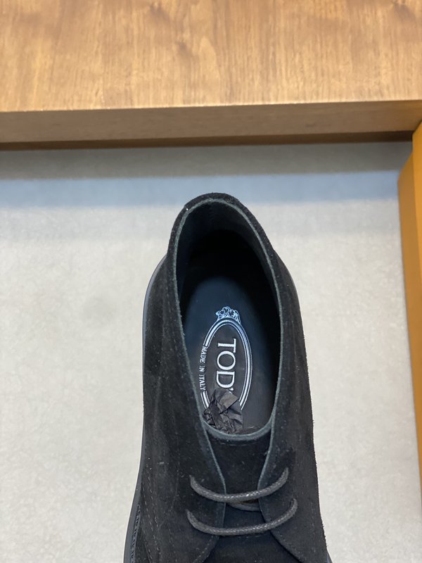 Tods 남성 미들컷 로퍼 마틴 부츠 001-229208