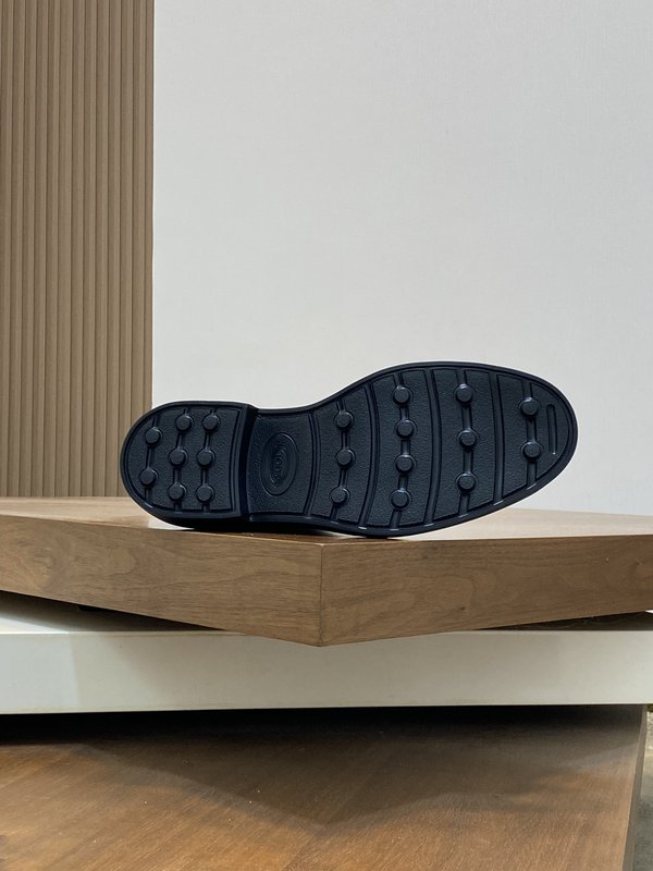 Tods 남성 미들컷 로퍼 부츠 001-229209