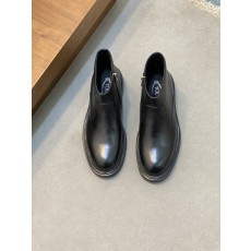 Tods 남성 미들 톱 마틴 로퍼 부츠 001-229210