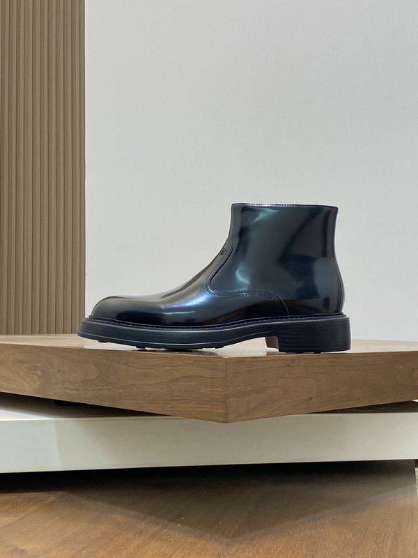 Tods 남성 미들컷 로퍼 부츠 001-229211