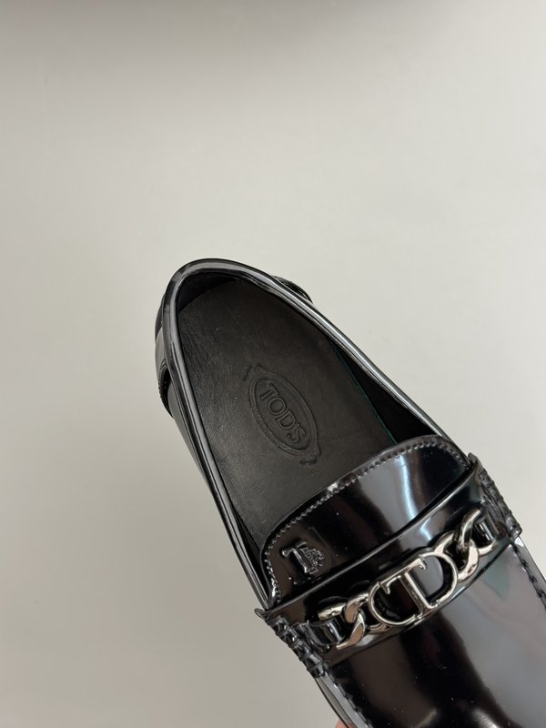 TODS 남성 수입 소가죽 수제 로퍼 001-229215