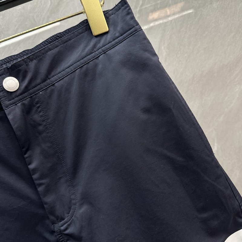 Thom Browne 봄여름 네 줄 숏팬츠 001-229220