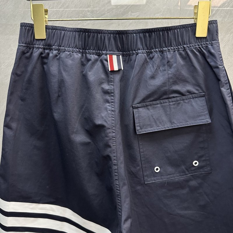 Thom Browne 봄여름 네 줄 숏팬츠 001-229220