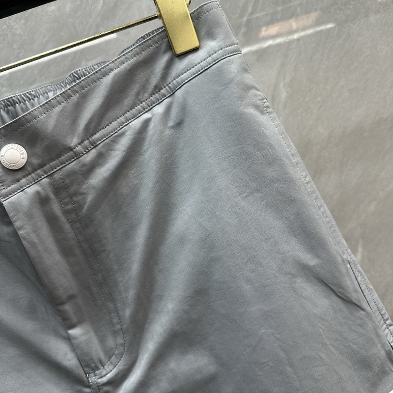 Thom Browne 춘하 방수 네 줄 반바지 001-229221