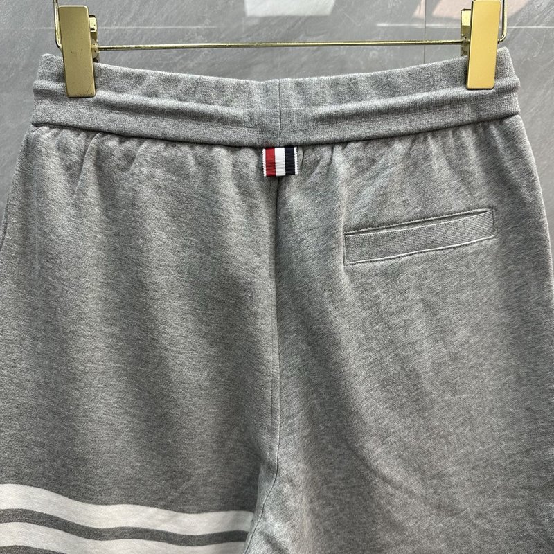 톰브라운 포스트라이프 강아지 자수 면 쇼츠 001-229230