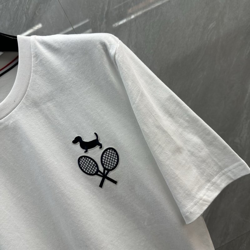 Thom Browne 강아지 자수 반팔 001-229244