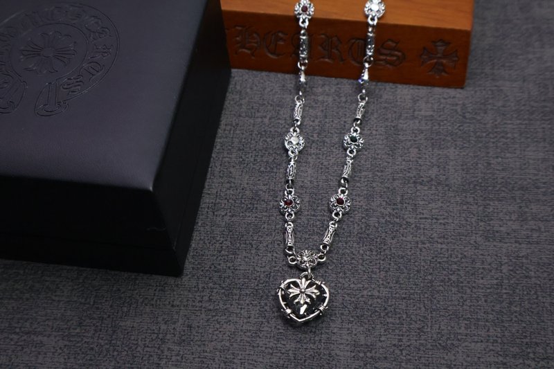 크롬하츠 빈티지 크로스 목걸이 001-229545