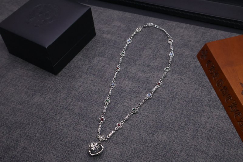 크롬하츠 빈티지 크로스 목걸이 001-229545
