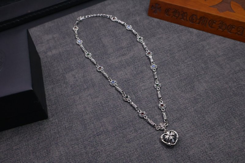 크롬하츠 빈티지 크로스 목걸이 001-229545