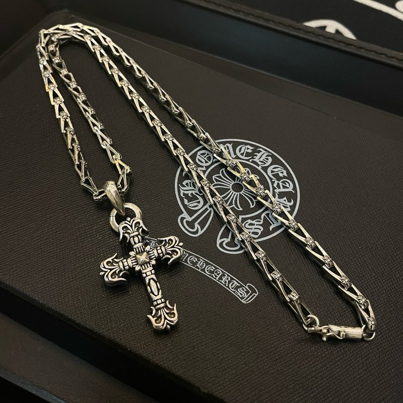 크롬하츠 클래식 십자화 플레임 크로스 목걸이 001-229551