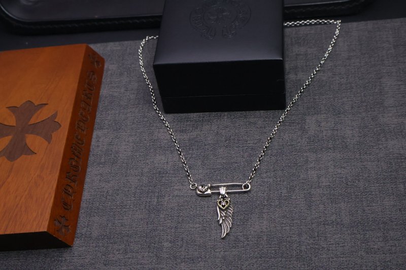 크롬하츠 빈티지 크로스 목걸이 001-229557