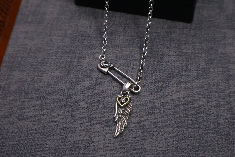 크롬하츠 빈티지 크로스 목걸이 001-229557