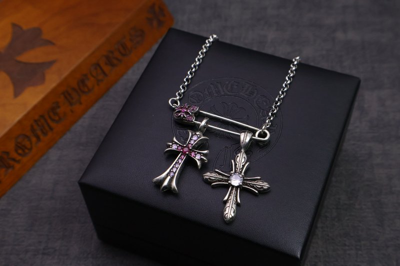 크롬하츠 빈티지 크로스 목걸이 001-229563