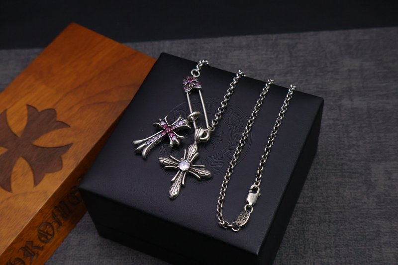 크롬하츠 빈티지 크로스 목걸이 001-229563