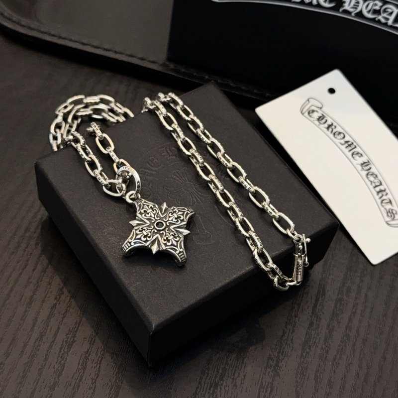 크롬하츠 빈티지 십자가 목걸이 001-229578