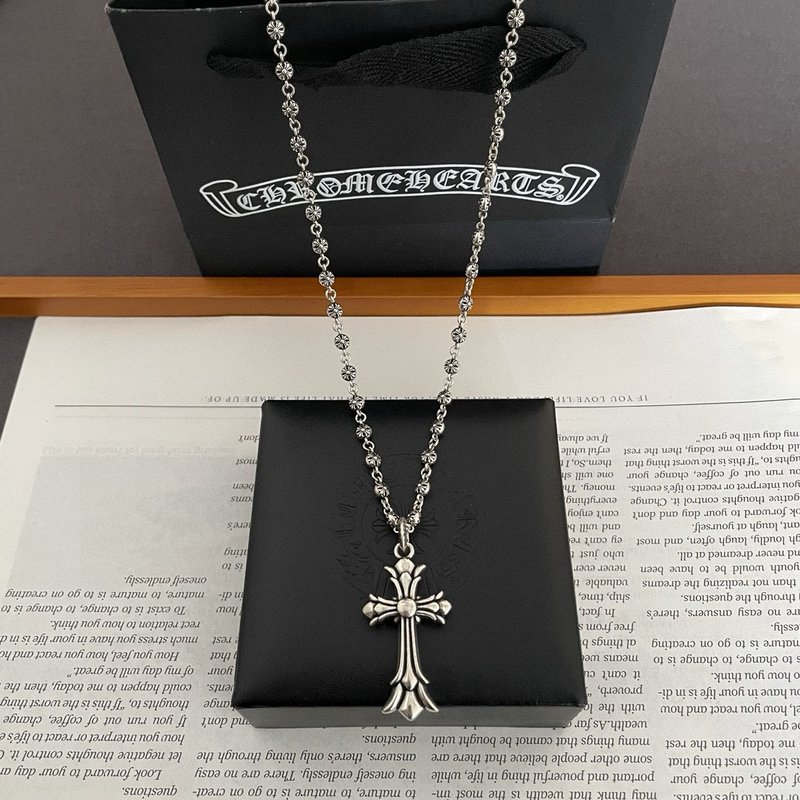 크롬하츠 빈티지 크로스 볼 목걸이 유니섹스 001-229584