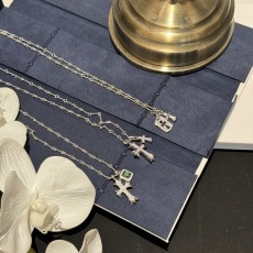 크롬하츠 십자가 디자인 목걸이 001-229636