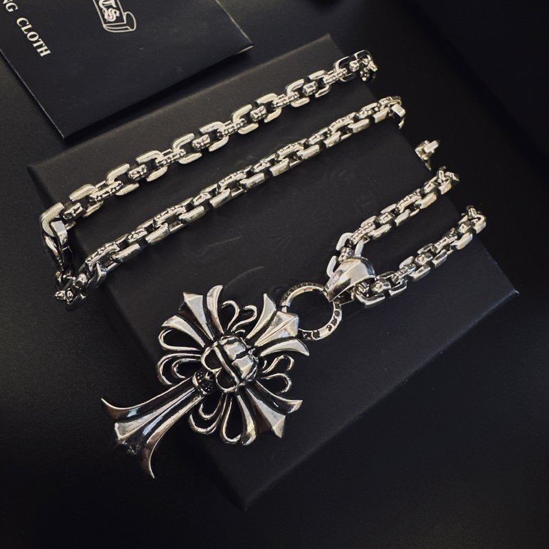 크롬하츠 빈티지 크로스 목걸이 001-229645