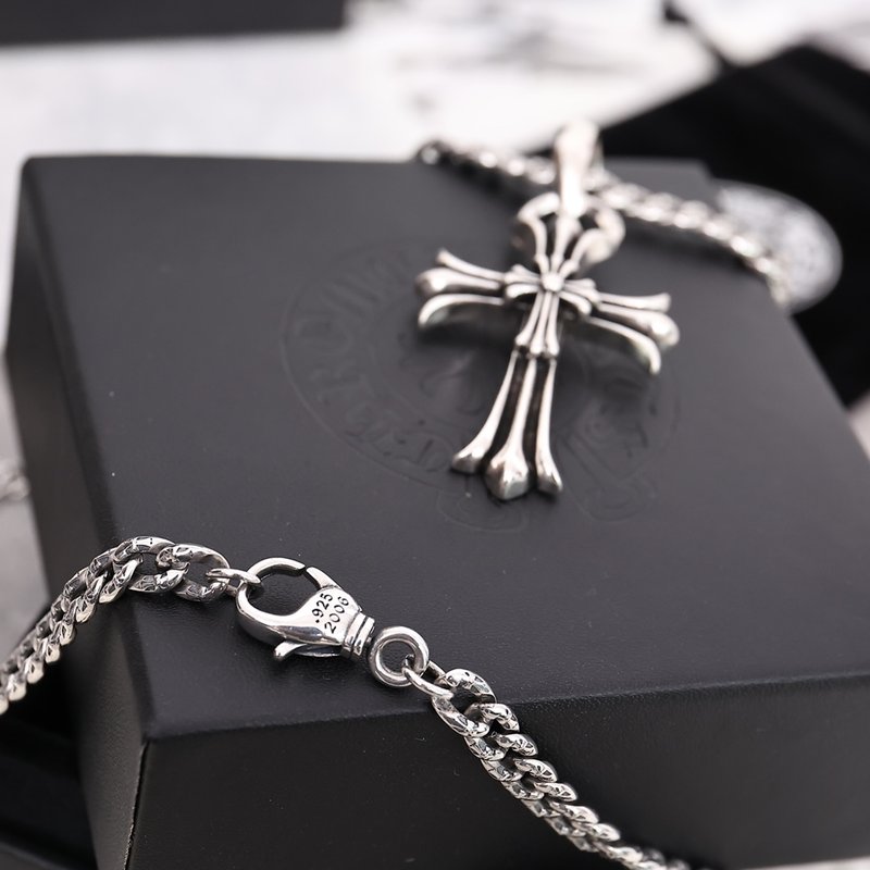 크롬하츠 십자가 펜던트 목걸이 001-229712