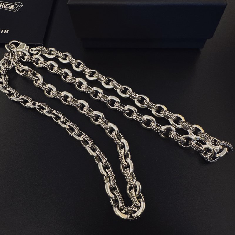 크롬하츠 빈티지 크로스 목걸이 001-229744