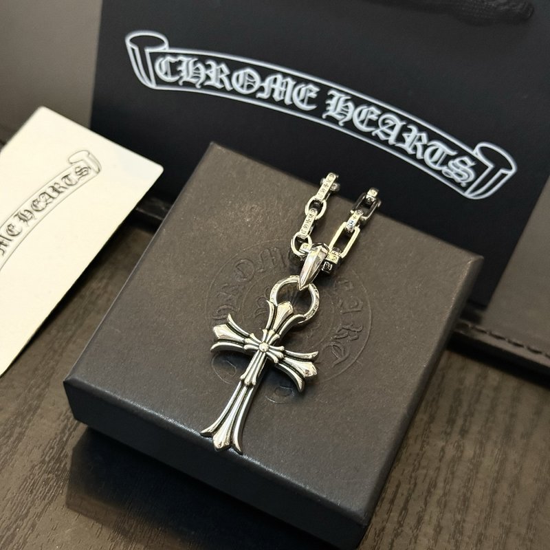 크롬하츠 빈티지 크로스 펜던트 목걸이 001-229773