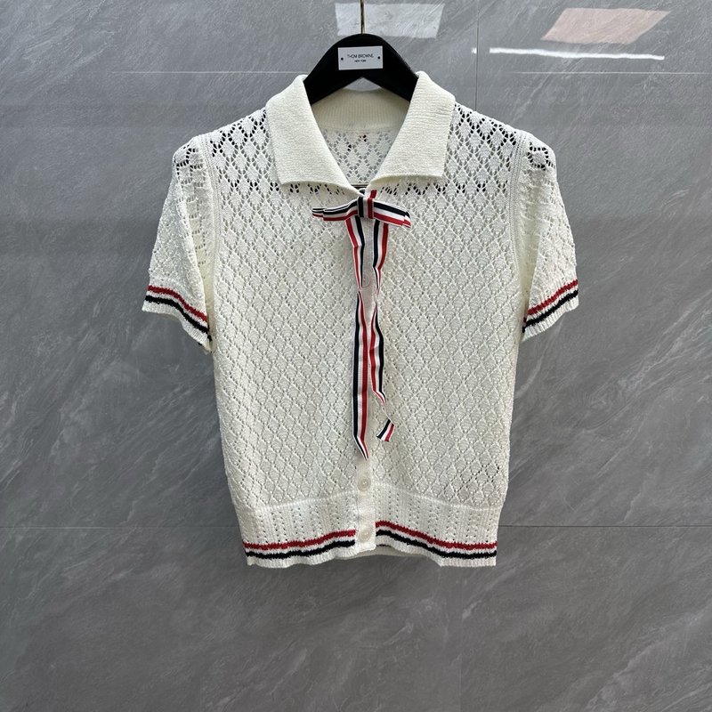 Thom Browne 리본 칼라 니트 탑 001-230447