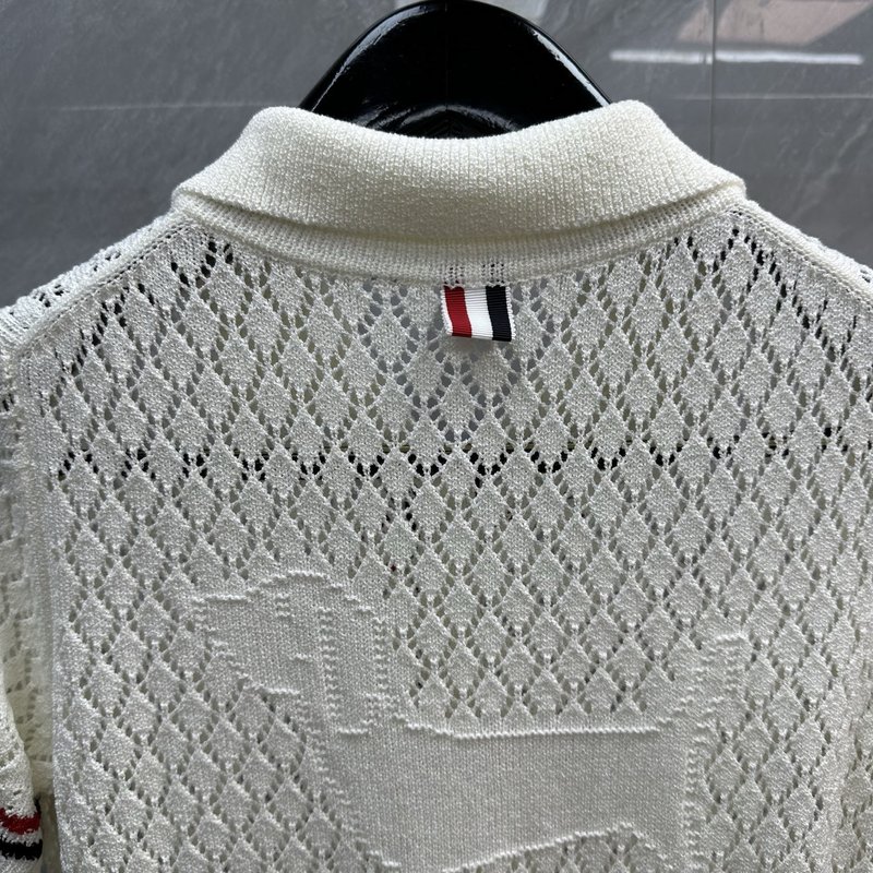 Thom Browne 리본 칼라 니트 탑 001-230447