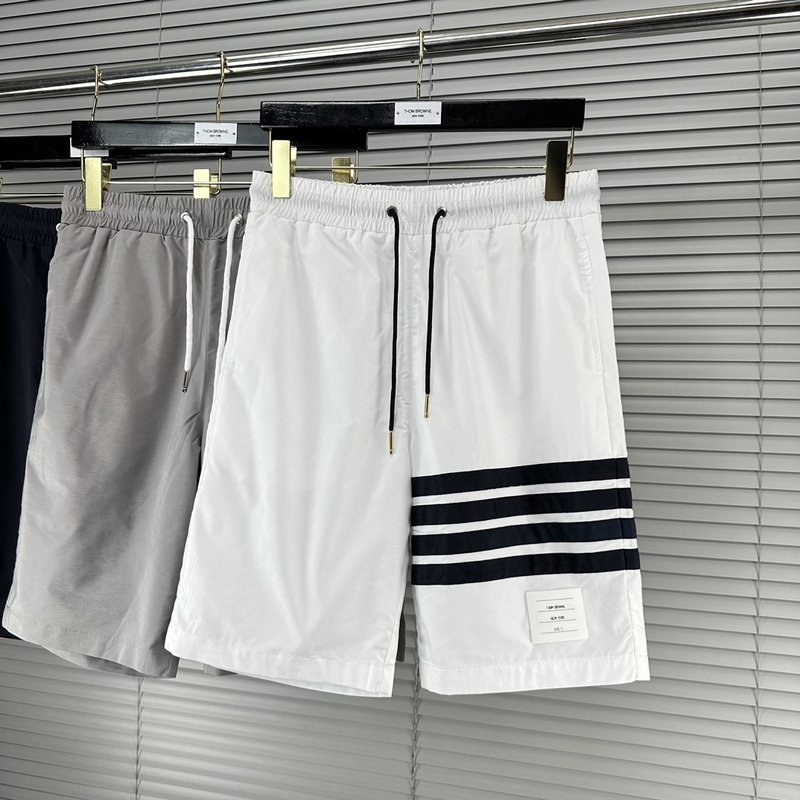 톰 브라운 사선 스트라이프 속건 반바지 001-230459