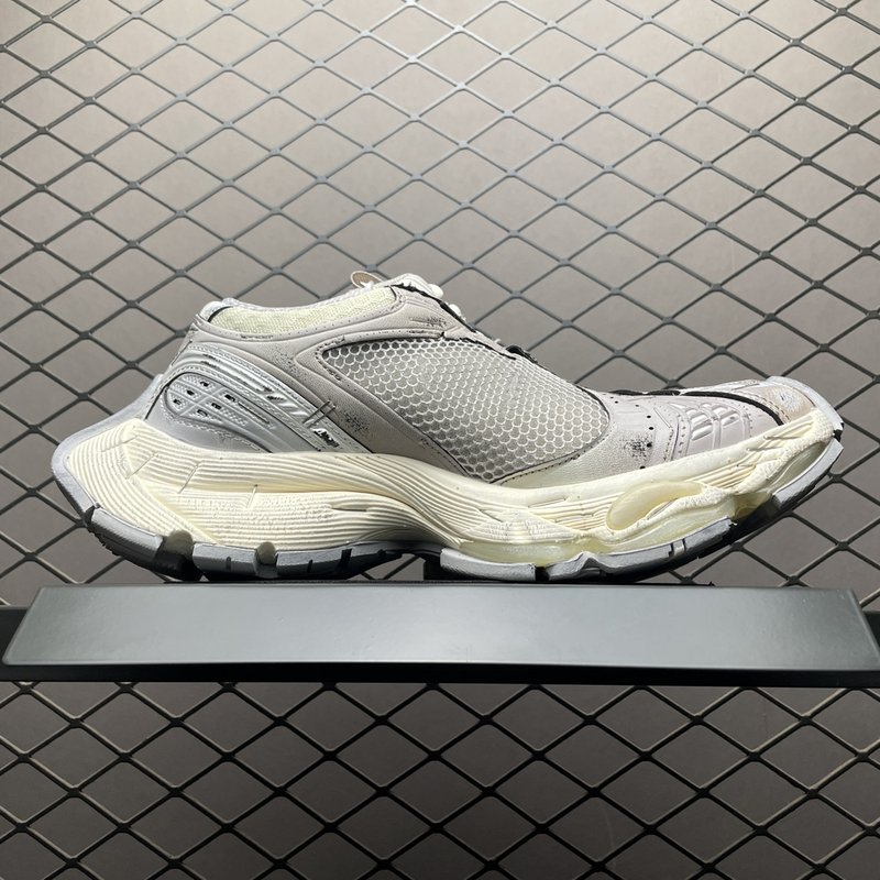 발렌시아가 스테이플러 빈티지 러닝화 001-230470