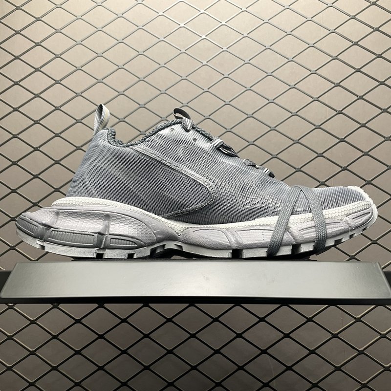 발렌시아가 3XL NET VG 레트로 슈즈 001-230512