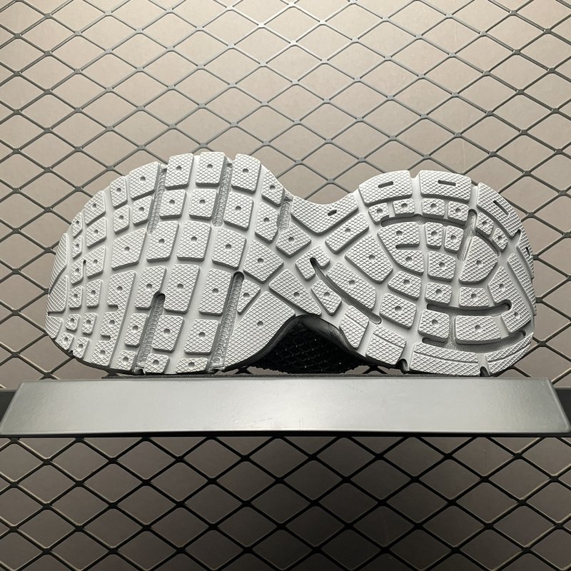 발렌시아가 3XL 빈티지 스니커즈 001-230534
