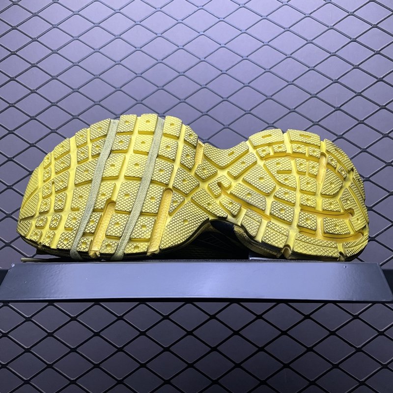 발렌시아가 3XL 빈티지 복고 스니커즈 001-230538