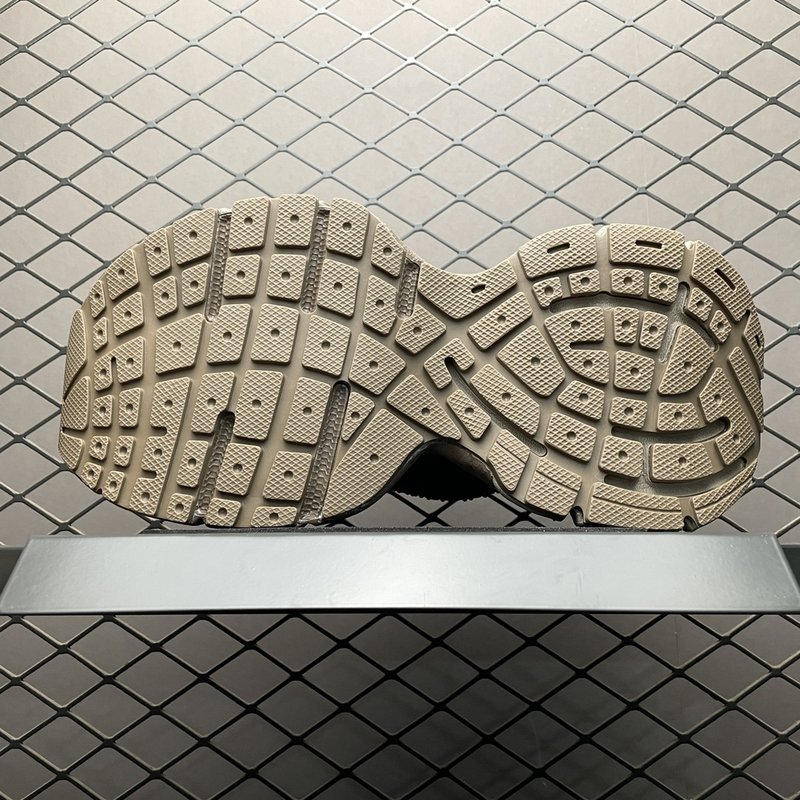 발렌시아가 3XL 빈티지 러닝슈즈 001-230545