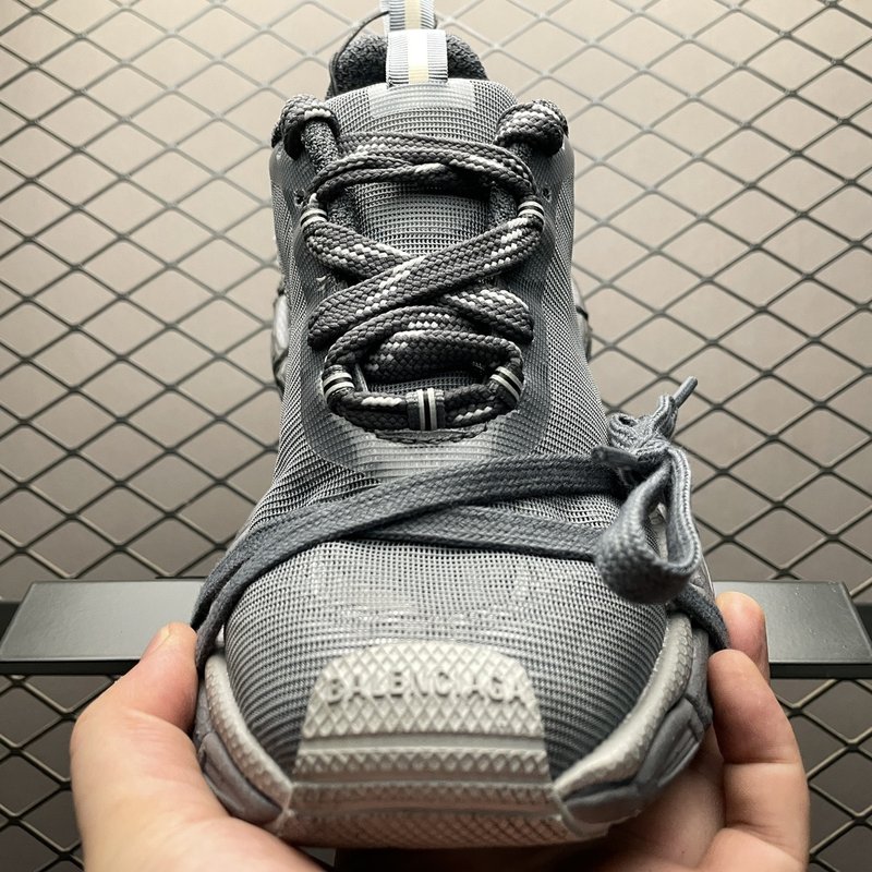 발렌시아가 3XL 복고풍 데이드 슈즈 001-230564