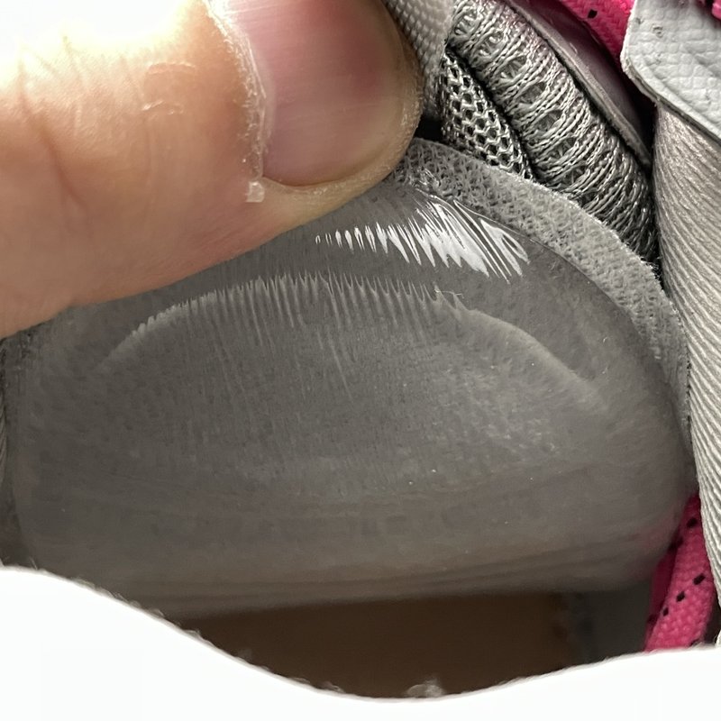 발렌시아가 트랙 3 세대 아웃도어 빈티지 슈즈 001-230585