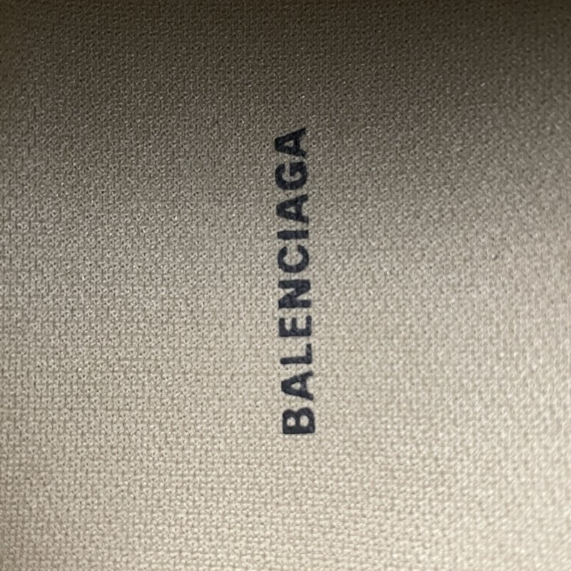 발렌시아가 먼데이 복고풍 캐주얼 운동화 001-230702