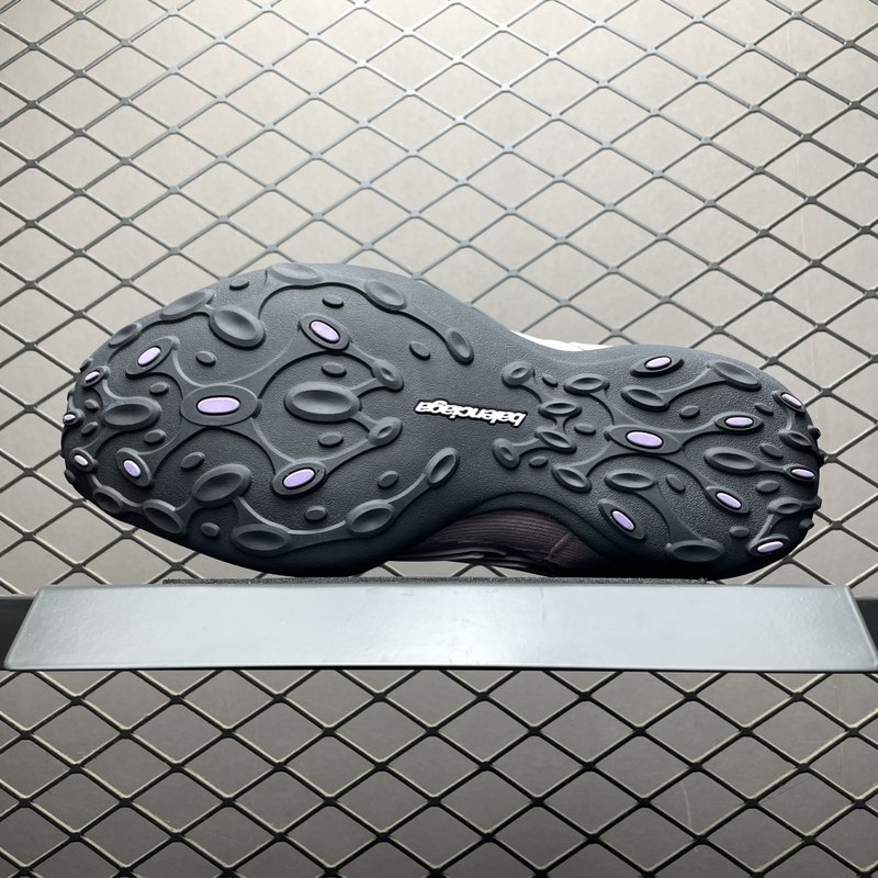 발렌시아가 먼데이 울트라 스니커즈 001-230716
