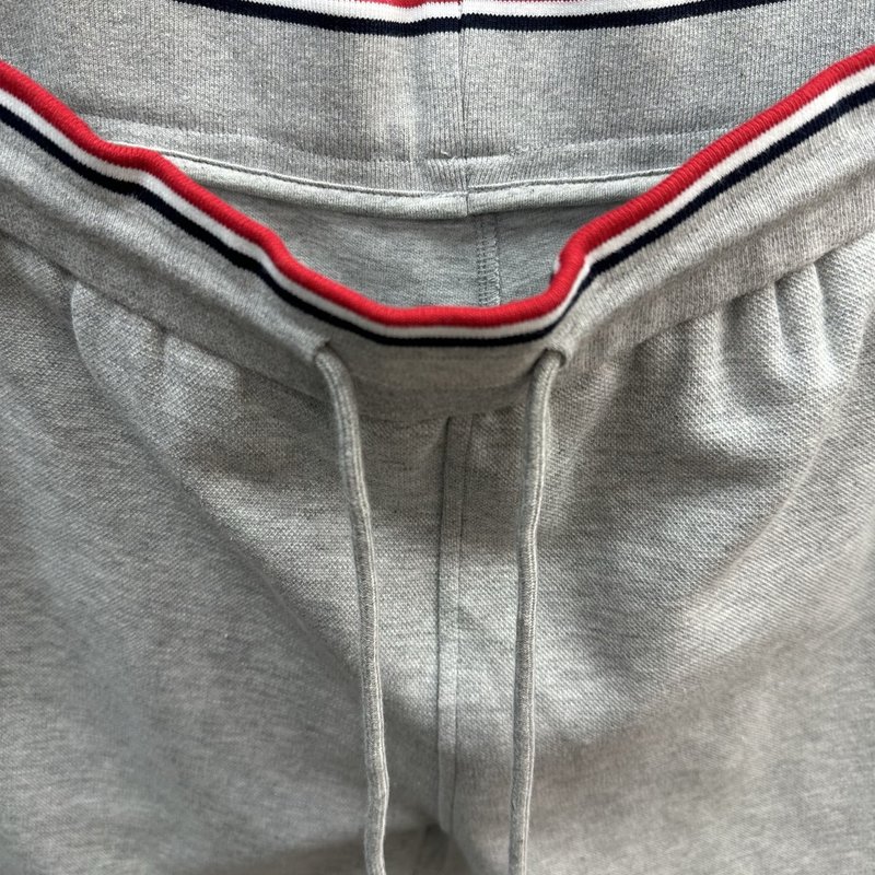 톰브라운 레드 화이트 블루 스트라이프 쇼츠 001-230746