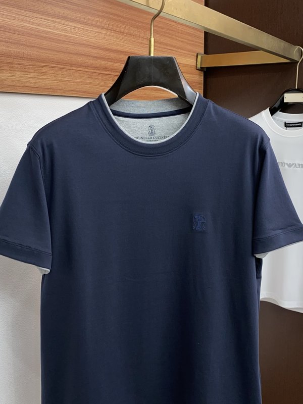 이른 봄 라운드넥 반팔 티셔츠 001-230770