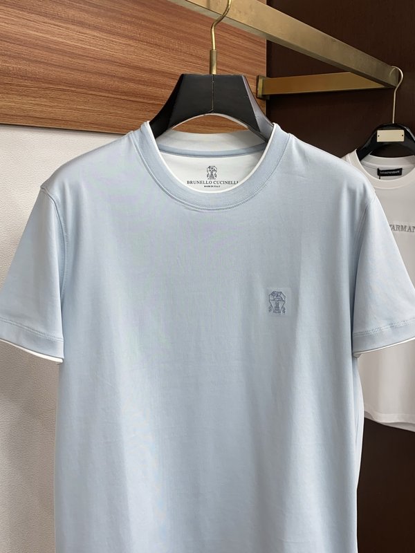 이른 봄 라운드넥 반팔 티셔츠 001-230771