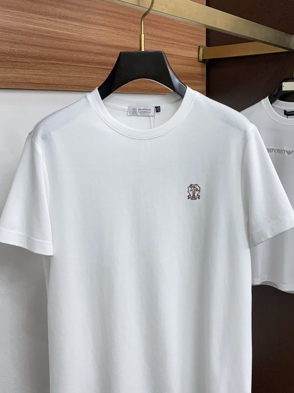 봄여름 신상 라운드넥 반팔 자수 티셔츠 001-230817